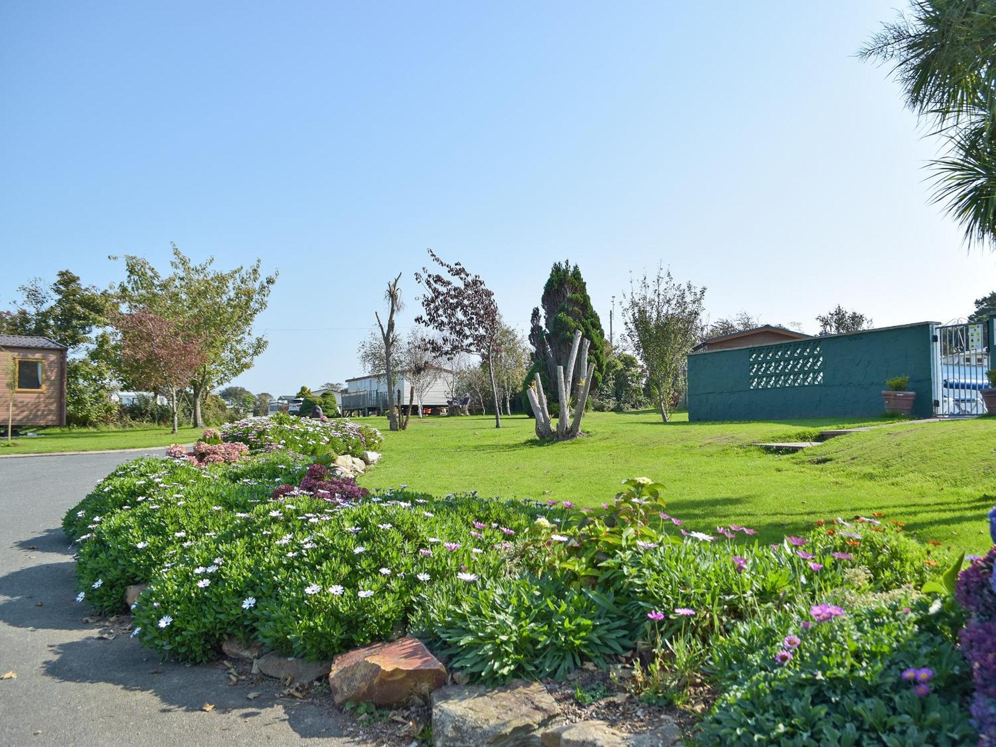 Villa Hay Barn - Dinas Country Club Exterior foto